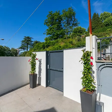 Elegante Y Luminoso En - Apto 2 By Vigo