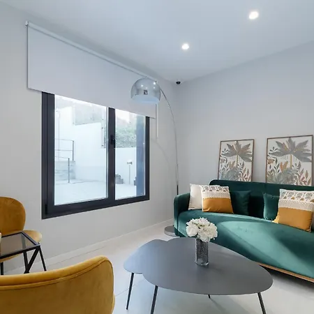 Elegante Y Luminoso En - Apto 2 By Vigo